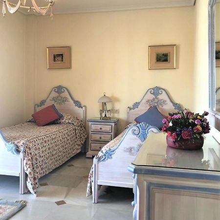 Apartament Riyadh House Marbella Zewnętrze zdjęcie