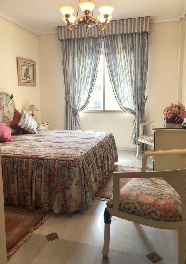 Apartament Riyadh House Marbella Zewnętrze zdjęcie