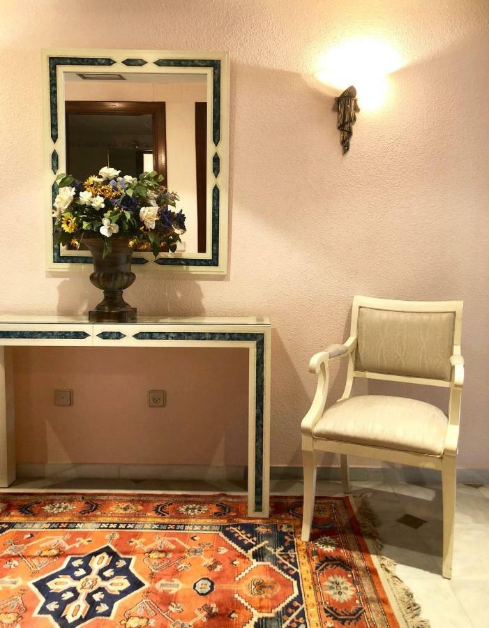 Apartament Riyadh House Marbella Zewnętrze zdjęcie