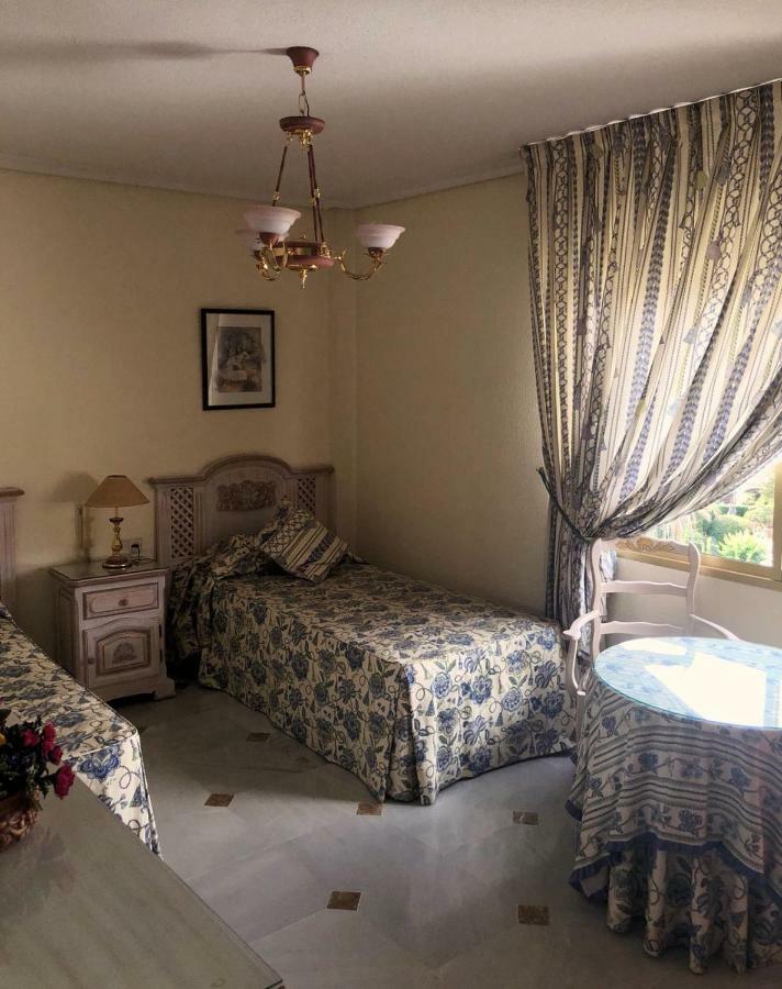 Apartament Riyadh House Marbella Zewnętrze zdjęcie