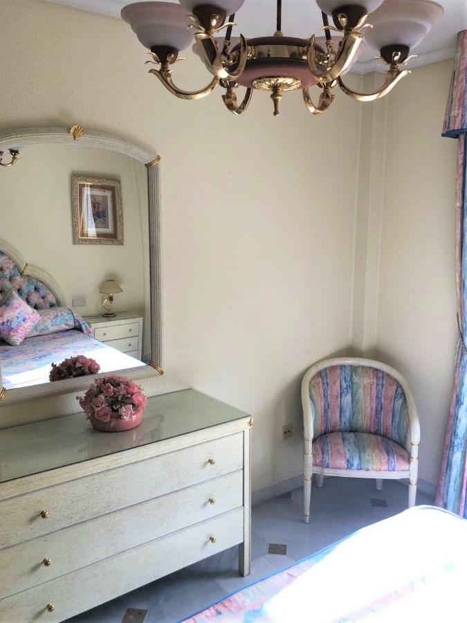 Apartament Riyadh House Marbella Zewnętrze zdjęcie