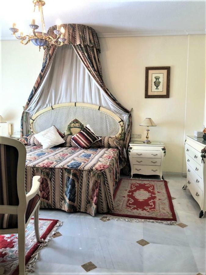 Apartament Riyadh House Marbella Zewnętrze zdjęcie