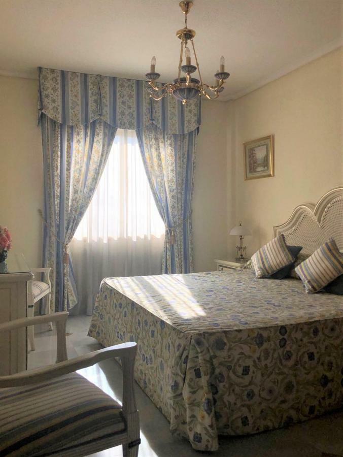 Apartament Riyadh House Marbella Zewnętrze zdjęcie