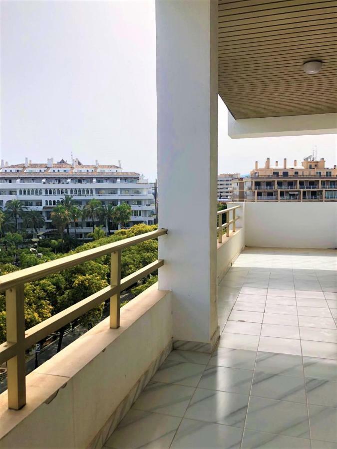 Apartament Riyadh House Marbella Zewnętrze zdjęcie