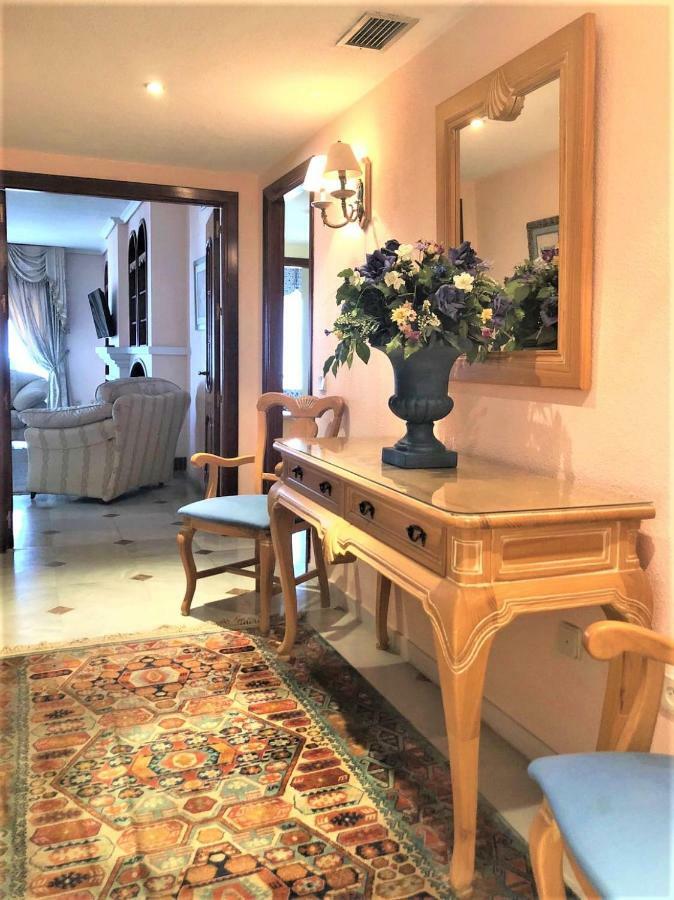 Apartament Riyadh House Marbella Zewnętrze zdjęcie