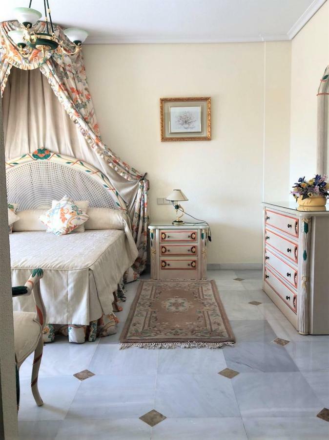 Apartament Riyadh House Marbella Zewnętrze zdjęcie